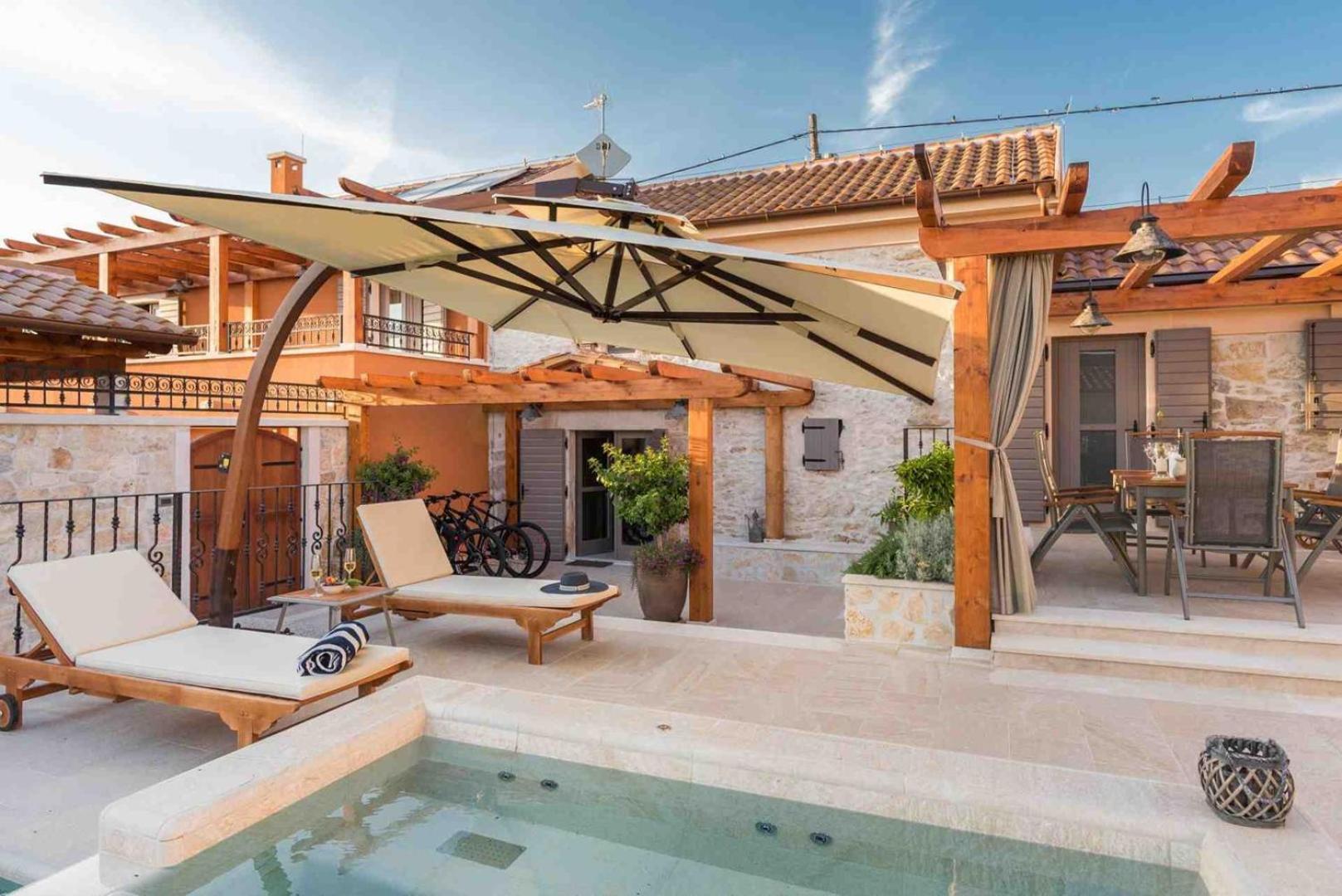 Luxury Villa Finessa Skradin 2 With Heated Pool, Jacuzzi And Sauna Екстериор снимка