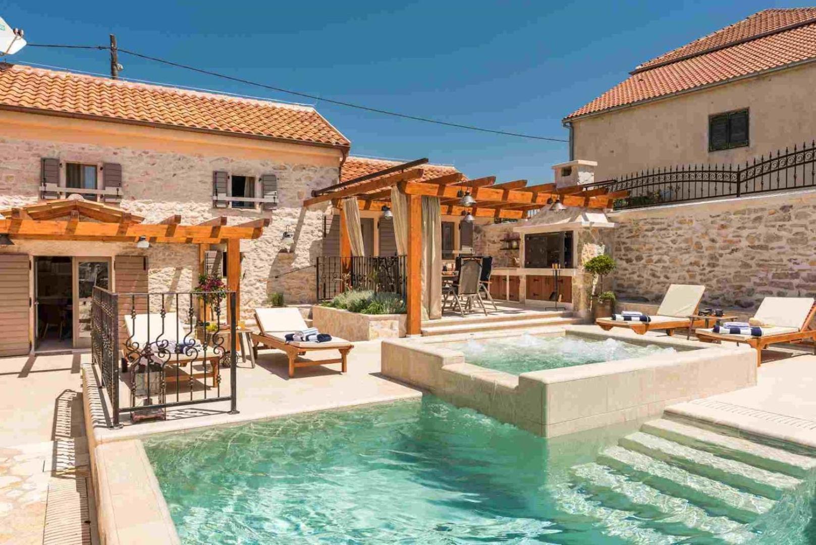 Luxury Villa Finessa Skradin 2 With Heated Pool, Jacuzzi And Sauna Екстериор снимка