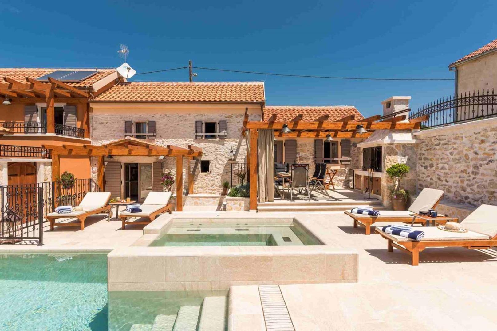 Luxury Villa Finessa Skradin 2 With Heated Pool, Jacuzzi And Sauna Екстериор снимка