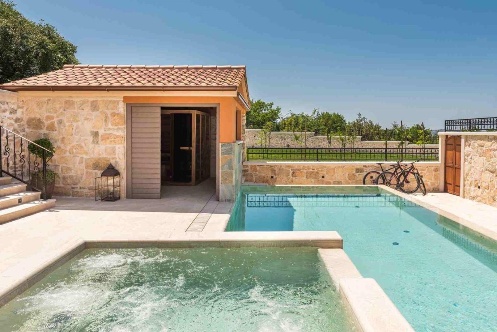 Luxury Villa Finessa Skradin 2 With Heated Pool, Jacuzzi And Sauna Екстериор снимка