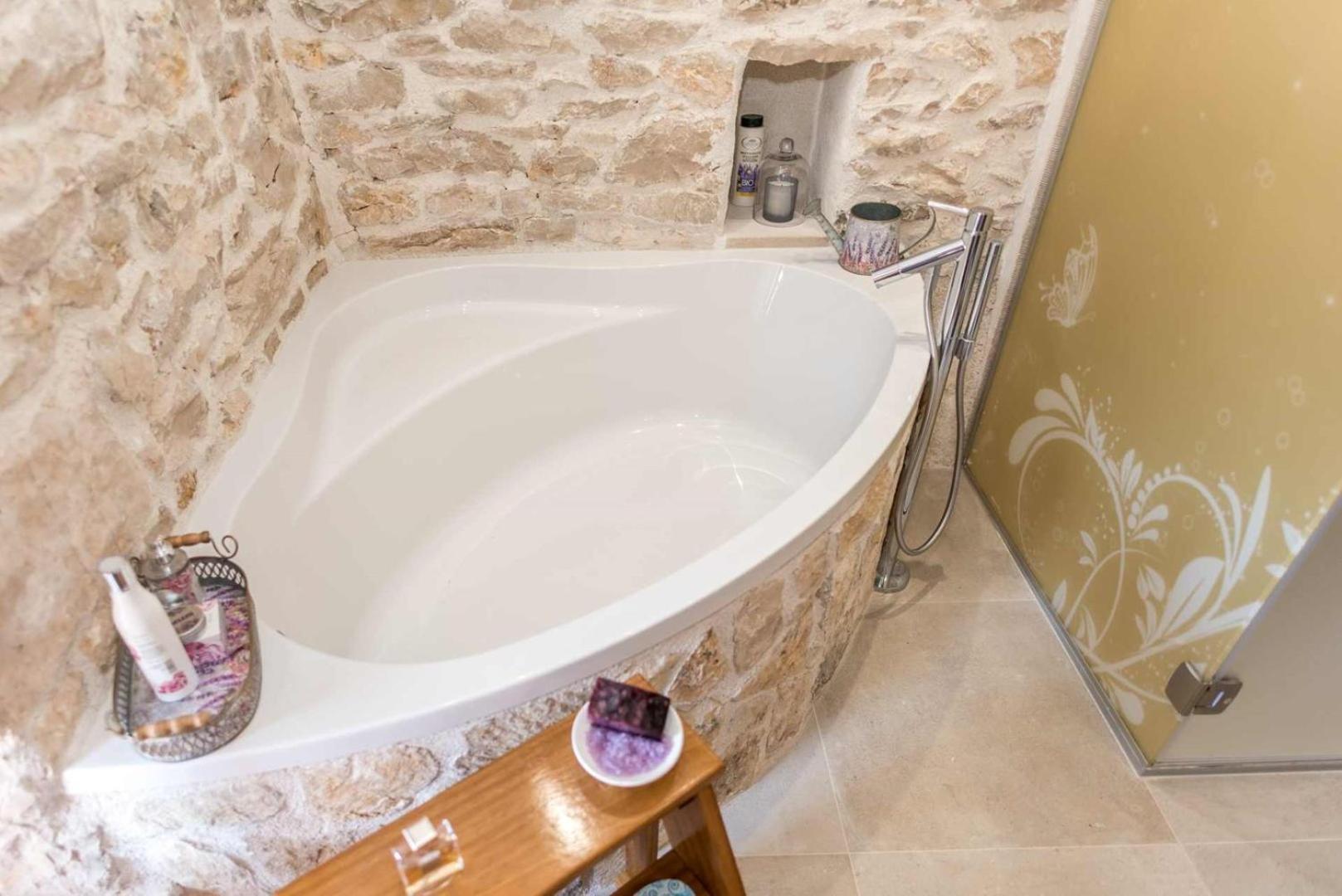 Luxury Villa Finessa Skradin 2 With Heated Pool, Jacuzzi And Sauna Екстериор снимка