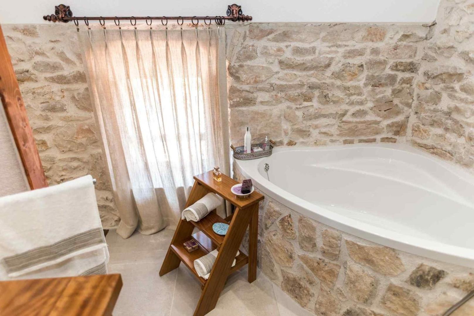 Luxury Villa Finessa Skradin 2 With Heated Pool, Jacuzzi And Sauna Екстериор снимка